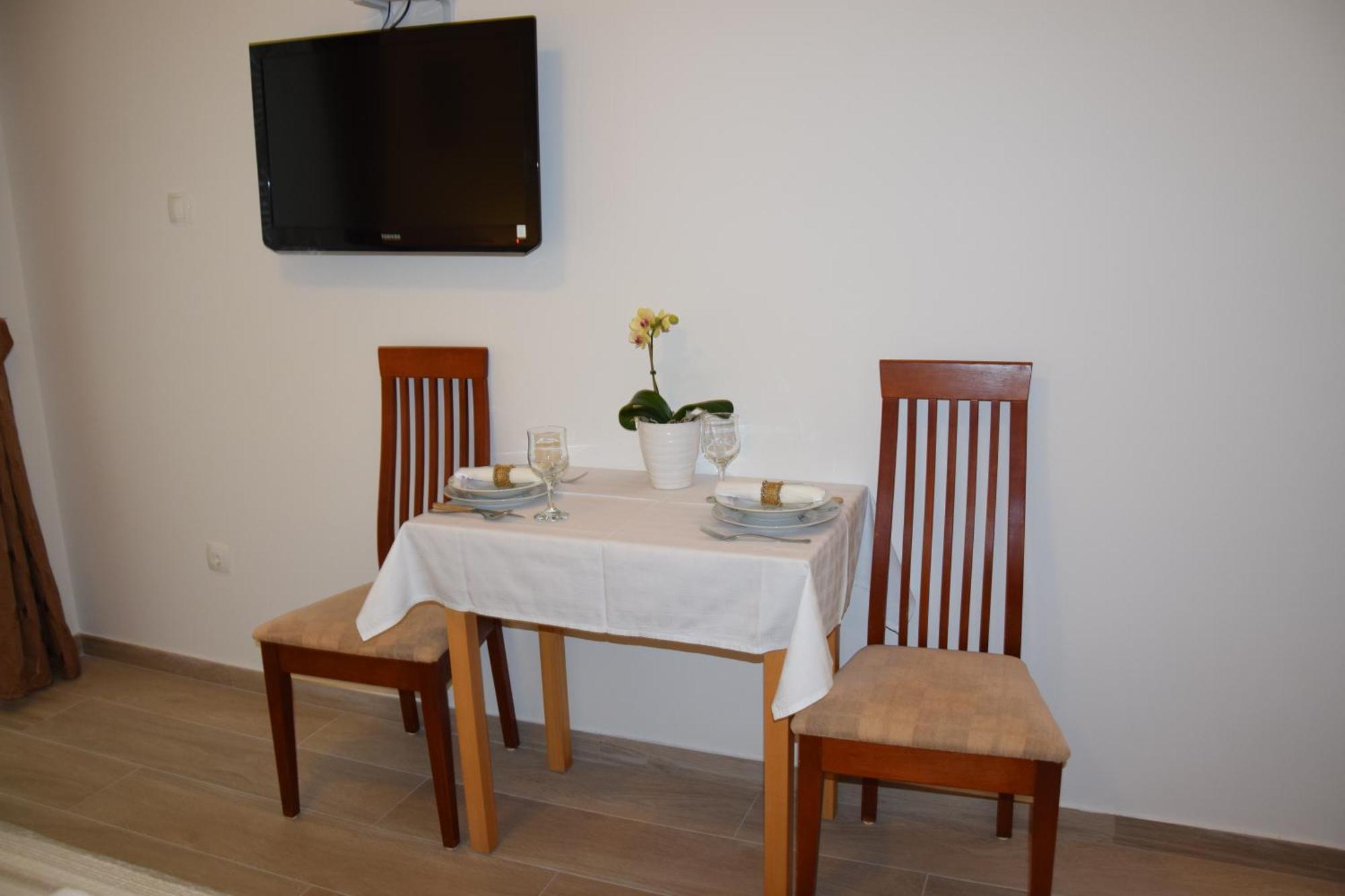 Apartments Saric Baška Voda Εξωτερικό φωτογραφία