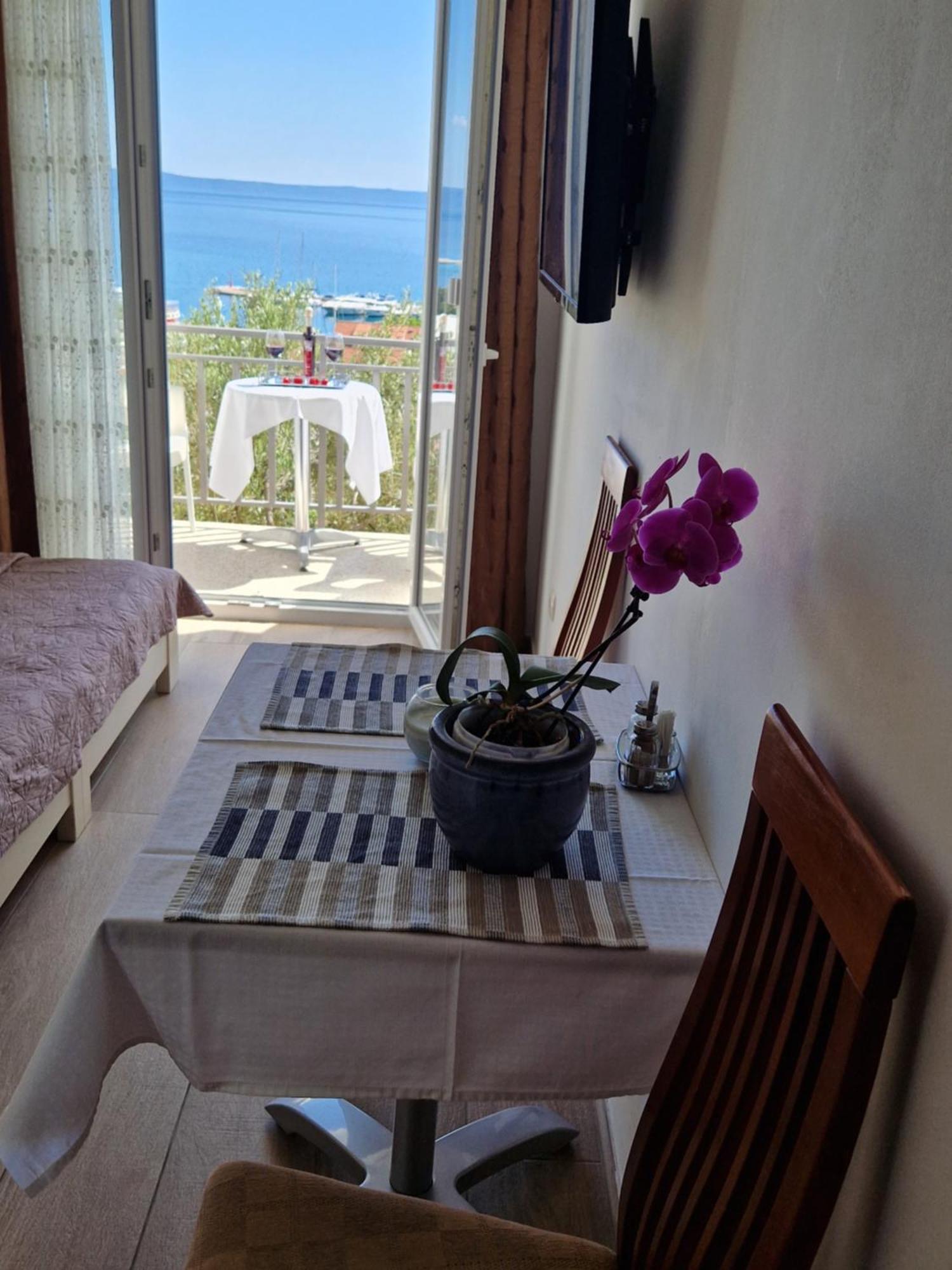 Apartments Saric Baška Voda Εξωτερικό φωτογραφία